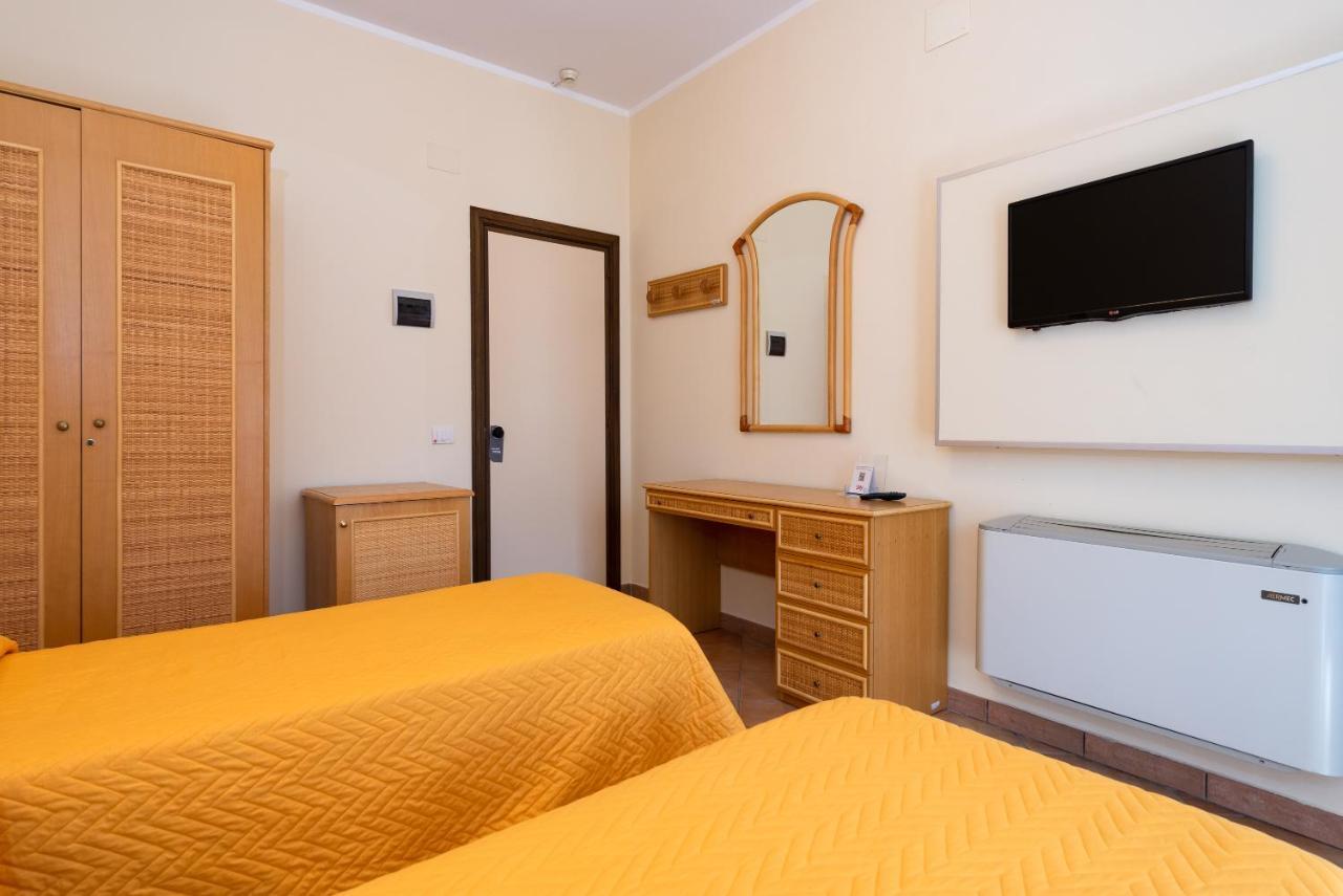 Hotel Il Ceppo 아그로폴리 외부 사진